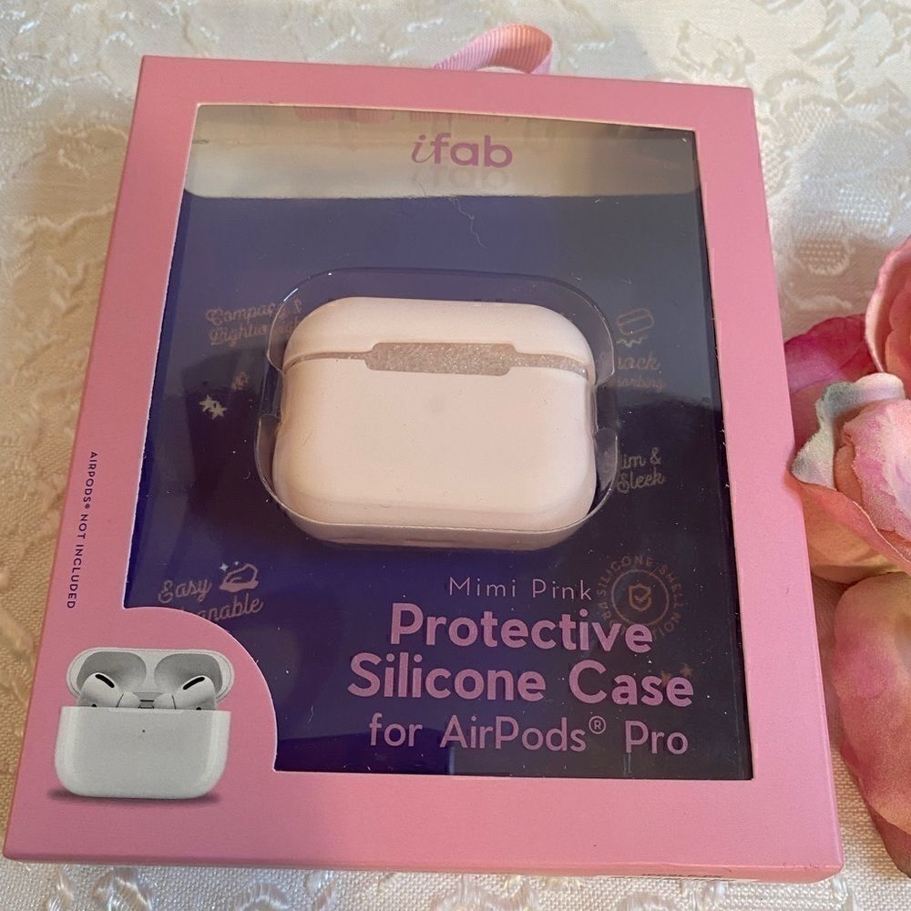 š„IāfabāminiĀ PinkāProtectiveāCaseāForāAirPodsāPro - Picture 3 of 6
